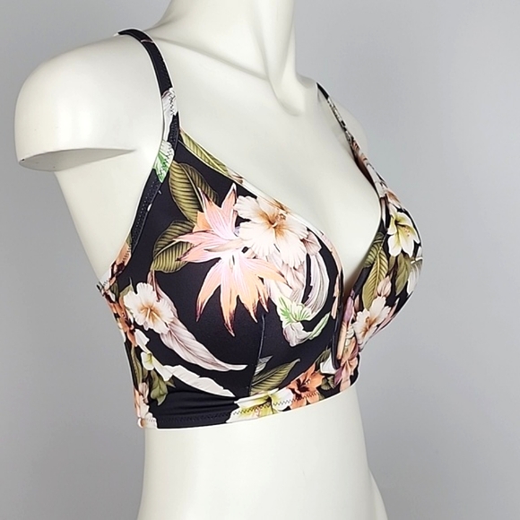 Shade & Shore Gray Floral Tropical Bikini Top Criss Cross Straps Light Size 36D - Picture 1 of 10